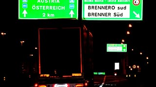 Plus de dix mille agriculteurs ont participé à la manifestation pour exiger la protection de l'agriculture italienne ainsi que la santé des consommateurs.