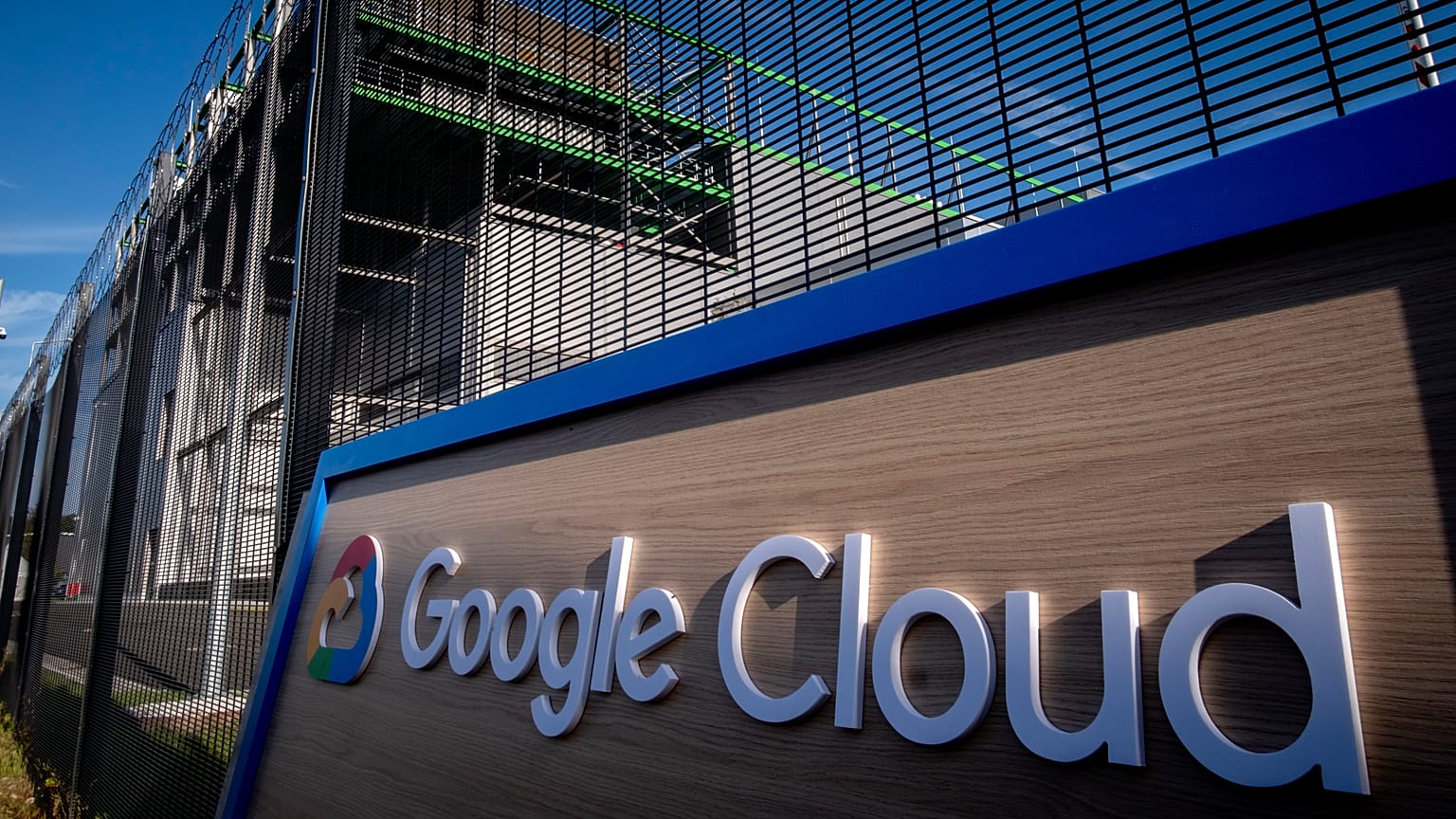 Google's first own datacenter in Germany 