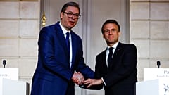 Emmanuel Macron y Alexander Vucic.