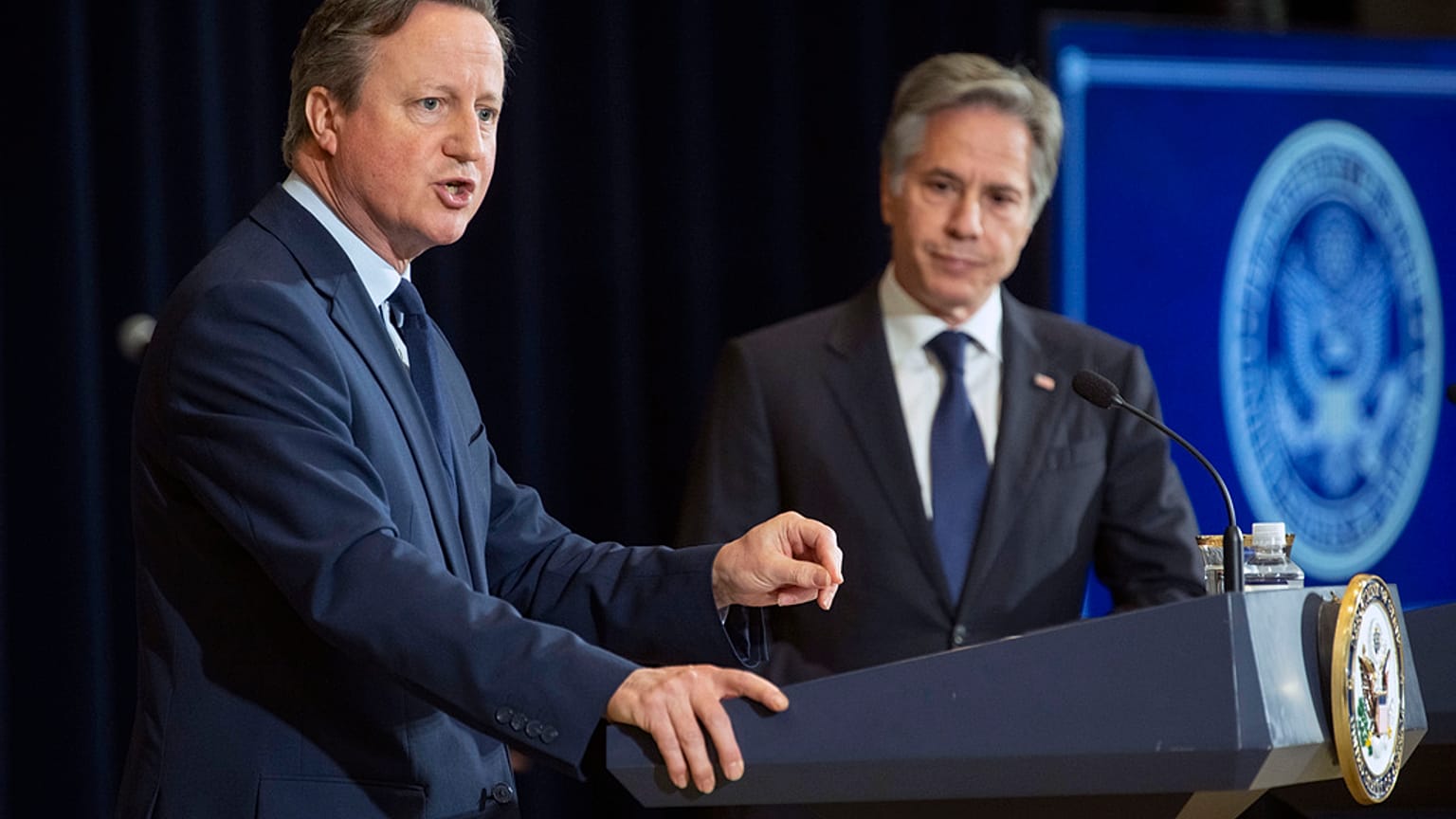 Cameron y Blinken.