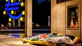 Almanya'nın Frankfurt kentinde bir evsiz 
