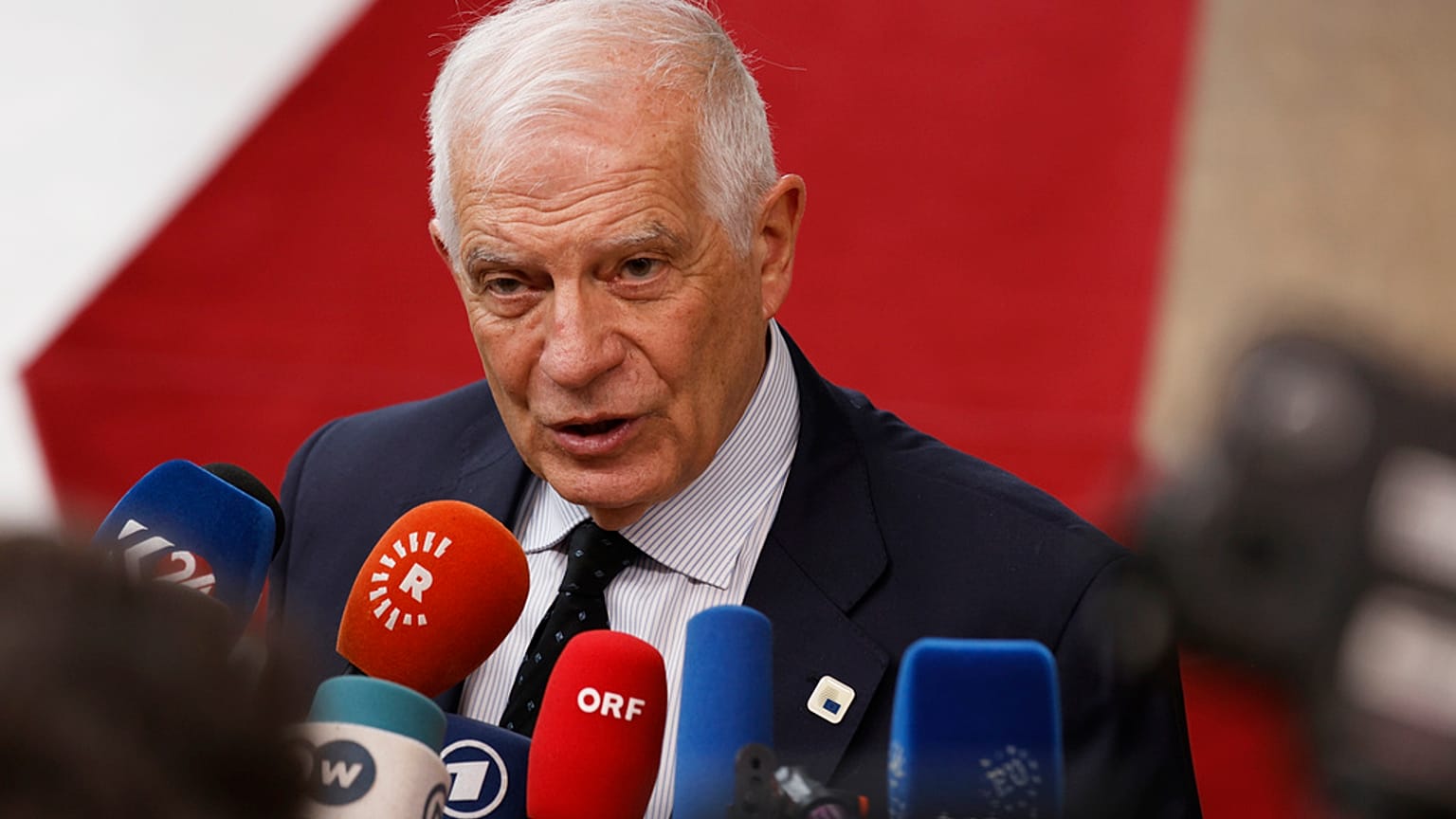Borrell afirma ter “a certeza” que Rússia vai tentar interferir nas eleições europeias