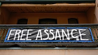 Avustralya ABD BAşkanı Biden'ın Assange davasının düşürülmesini düşüneceğiz açıklamasını memnuniyetle karşıladı
