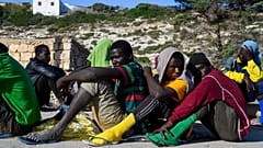 Des migrants arrivés sur l'île italienne de Lampedusa