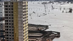Уровень воды в Урале продолжает подниматься.