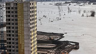 Уровень воды в Урале продолжает подниматься.