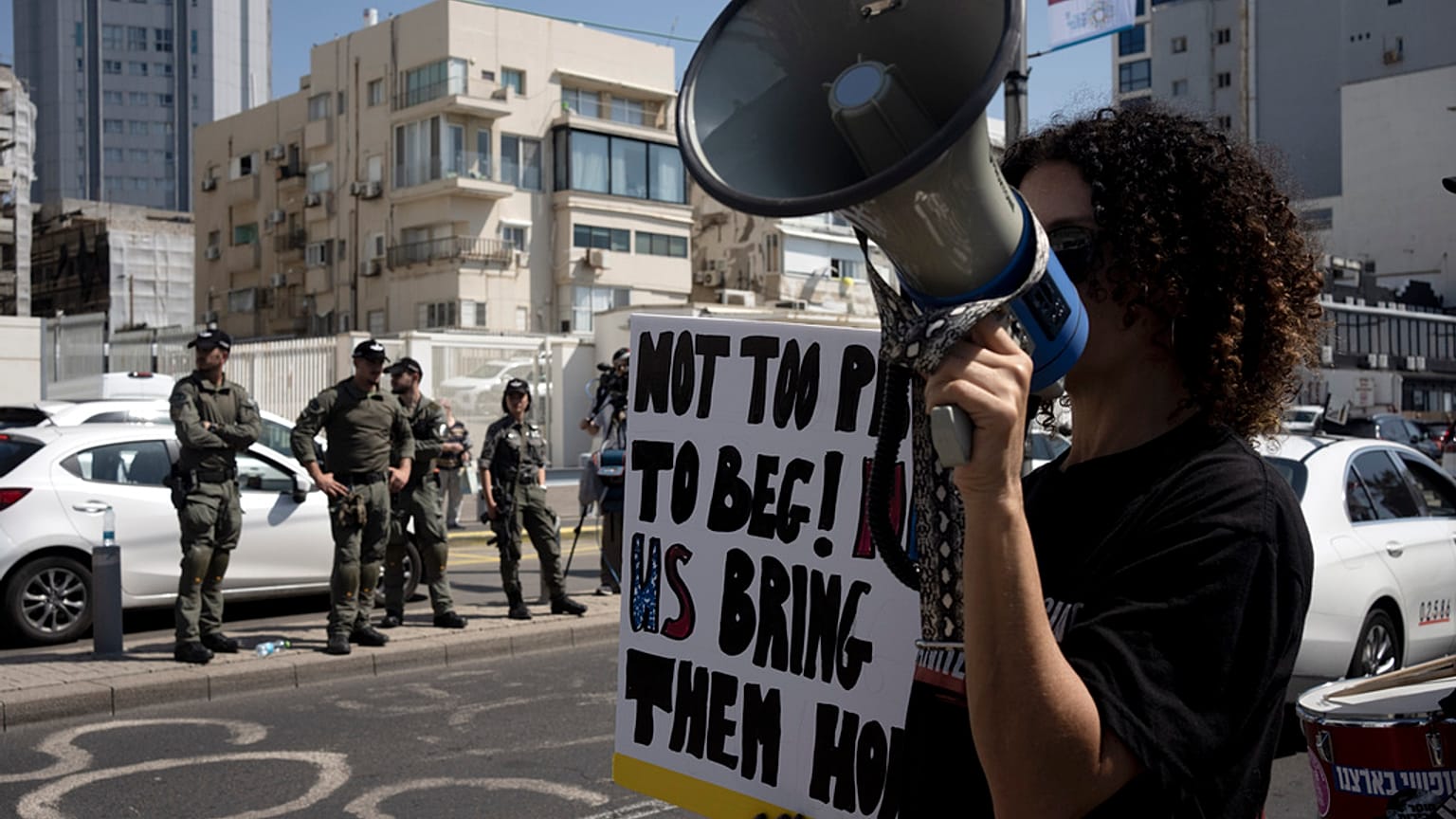 La protesta delle famiglie degli ostaggi israeliani 