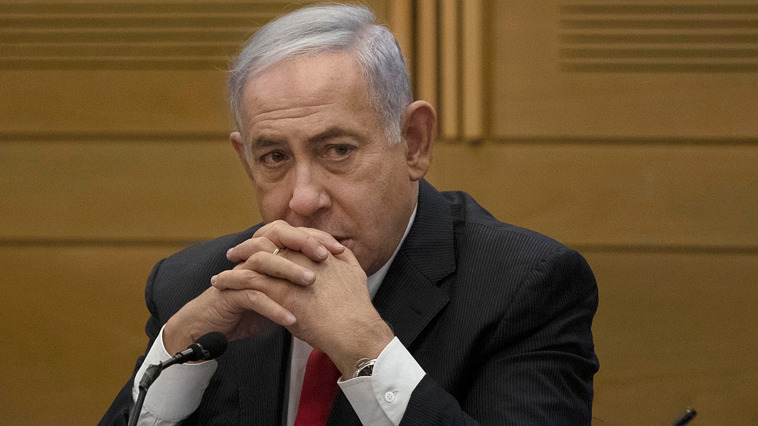 رئيس الوزراء الإسرائيلي بنيامين نتنياهو خلال اجتماع في القدس