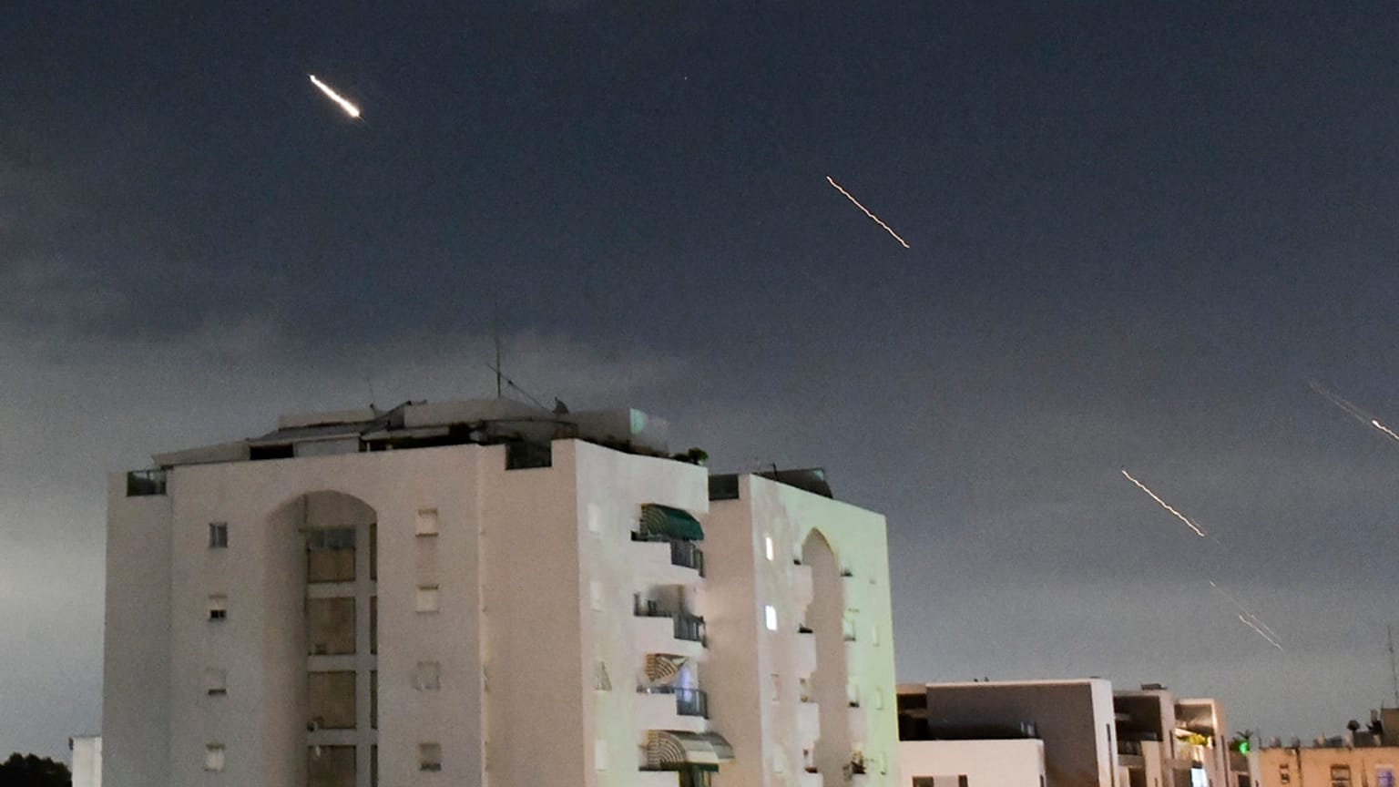 Iron Dome entra in azione dopo l'attacco iraniano verso Israele