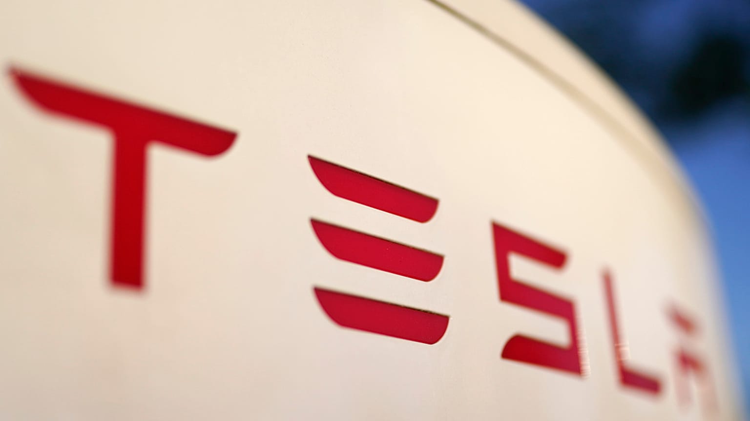 Tesla'nın küresel çapta işten çıkarmalara gideceği ileri sürüldü