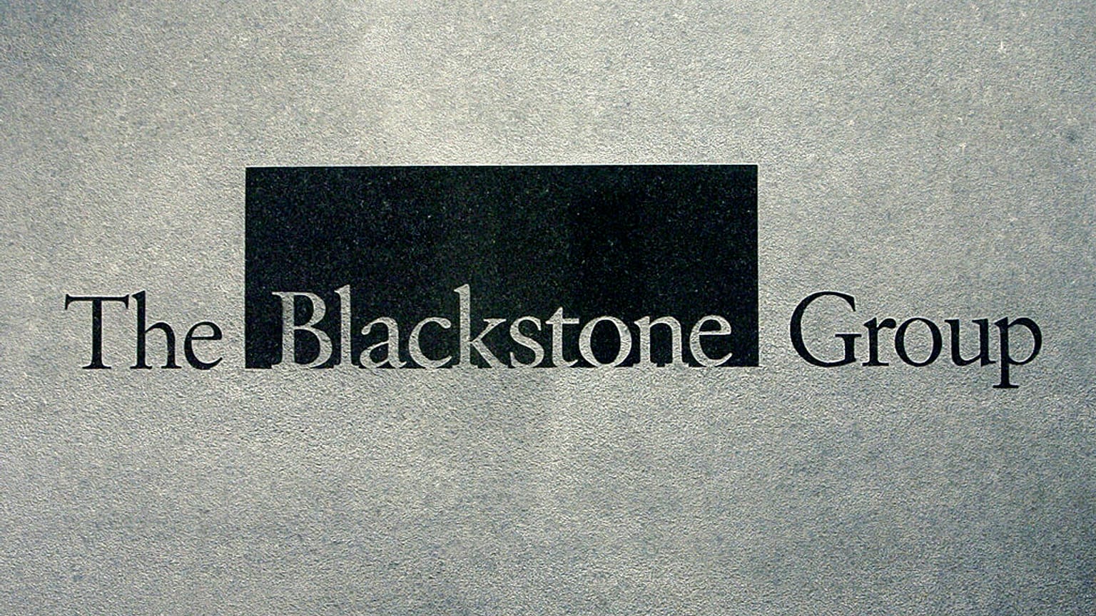  plaque with the Blackstone Group's company logo is seen at the company's headquarters in New York in this Aug. 13, 2007 file photo. 
