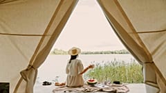 Regressar à natureza com uma viagem de campismo - ou glamping
