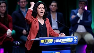 Manon Aubry beszél Strasbourgban, április 23-án 