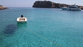  Ege Denizi'ndeki Astipalya adası açıklarındaki Kounoupa adacığı