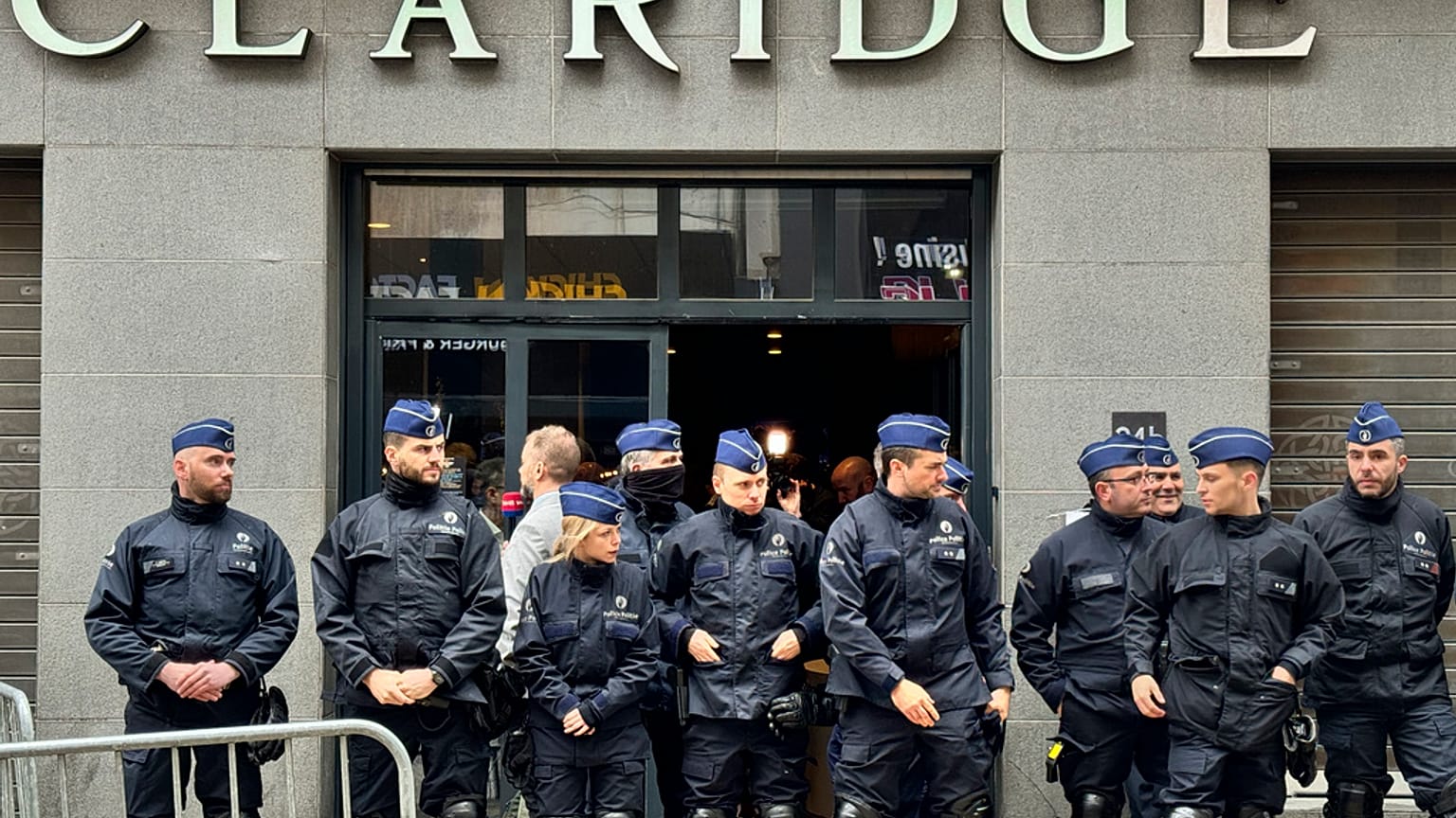 La police suspend une conférence de l'extrême droite à Bruxelles