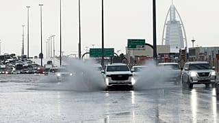 سیلاب در امارات 