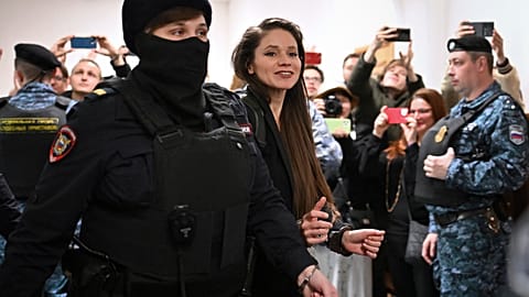 Antonina Favorszkaja marácius végén a bíróságon 