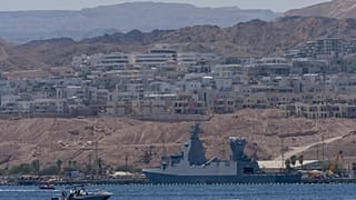 Symbolbild: Israelisches Kriegsschiff in den Gewässern von Eilat, Israel.