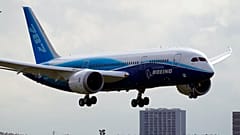 Boeing 787 Dreamliner yolcu uçağı (arşiv)