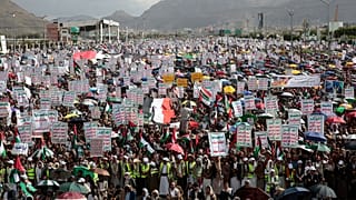 مسيرة للحوثيين تضامنًا مع غزة