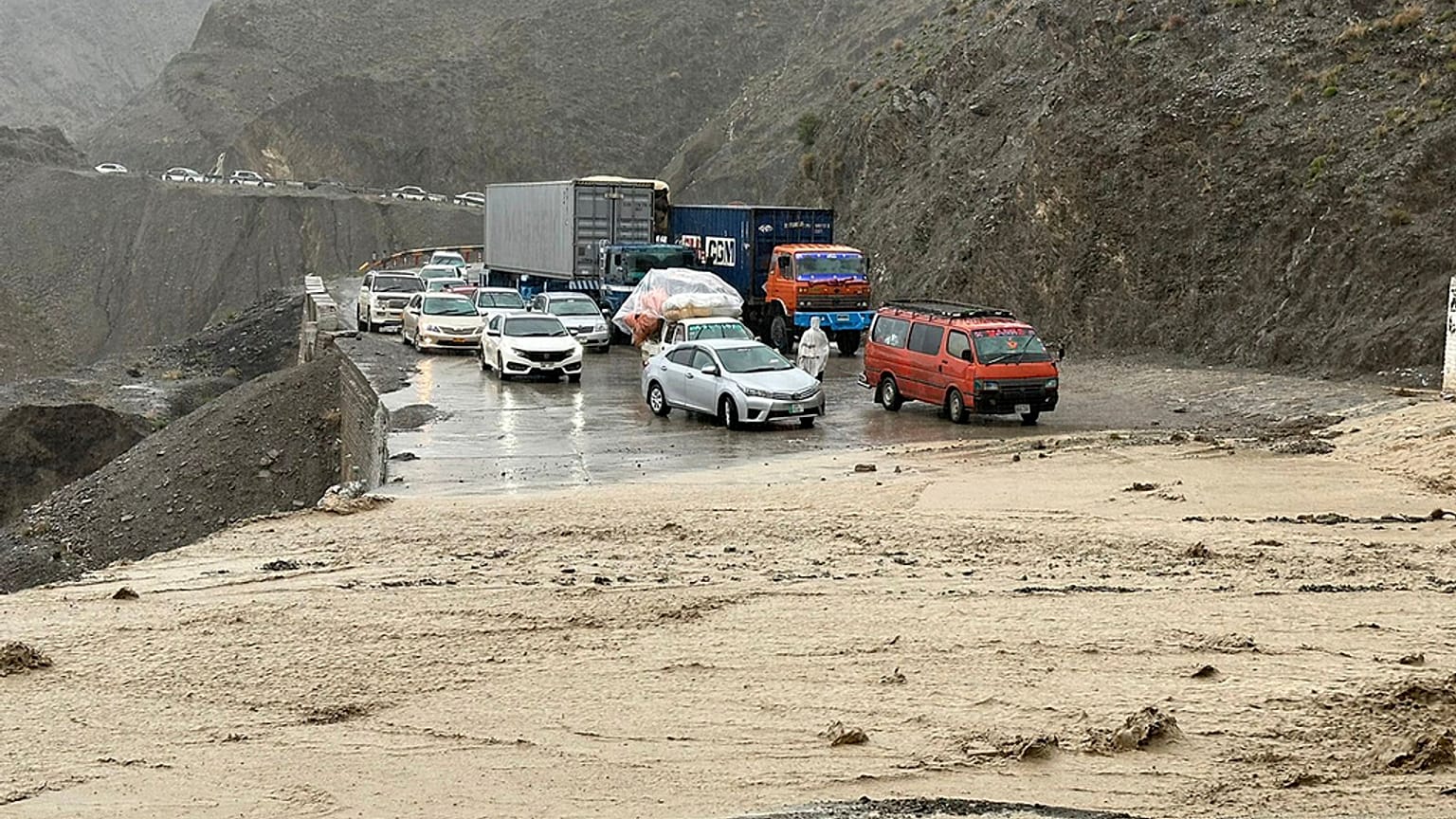 الفيضانات في باكستان