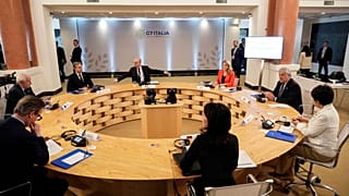 İtalya'nın Capri Adası'nda bir araya gelen G7 ülkelerinin dışişleri bakanları 