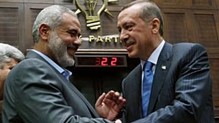 عکس آرشیوی از دیدار اسماعیل هنیه و رجب طیب اردوغان در پارلمان ترکیه