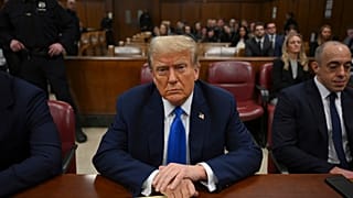 Trump a manhattani bírósági tárgyalás nyitó napján - 2024 április 22.