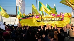 تابو یکی از فرماندهان گروه شبه نظامی کتائب حزب الله به نام که در حمله هوایی آمریکا در بغداد عراق کشته شد، ۸ فوریه ۲۰۲۴