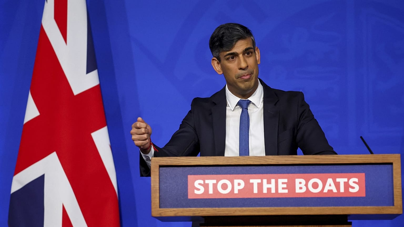 Rishi Sunak brit miniszterelnök: keresztülvitte