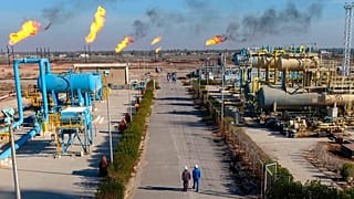 Irak'ın Basra kentinin kuzeyindeki Nihran Bin Omar petrol sahasında sahası