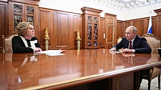 Matviyenko Putin'e yakın isimlerden biri olarak biliniyor
