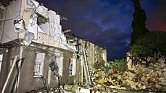 Beschädigtes Gebäude nach einem russischen Drohnenangriff auf Odessa.
