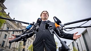 A kémkedés gyanújával őrizetbe vett Max Krah