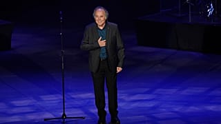 ARCHIVO: Serrat, durante su gira de despedida en México el 18 de mayo de 2022
