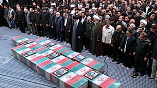 Suriye'de öldürülen Devrim Muhafızlarının cenazesi