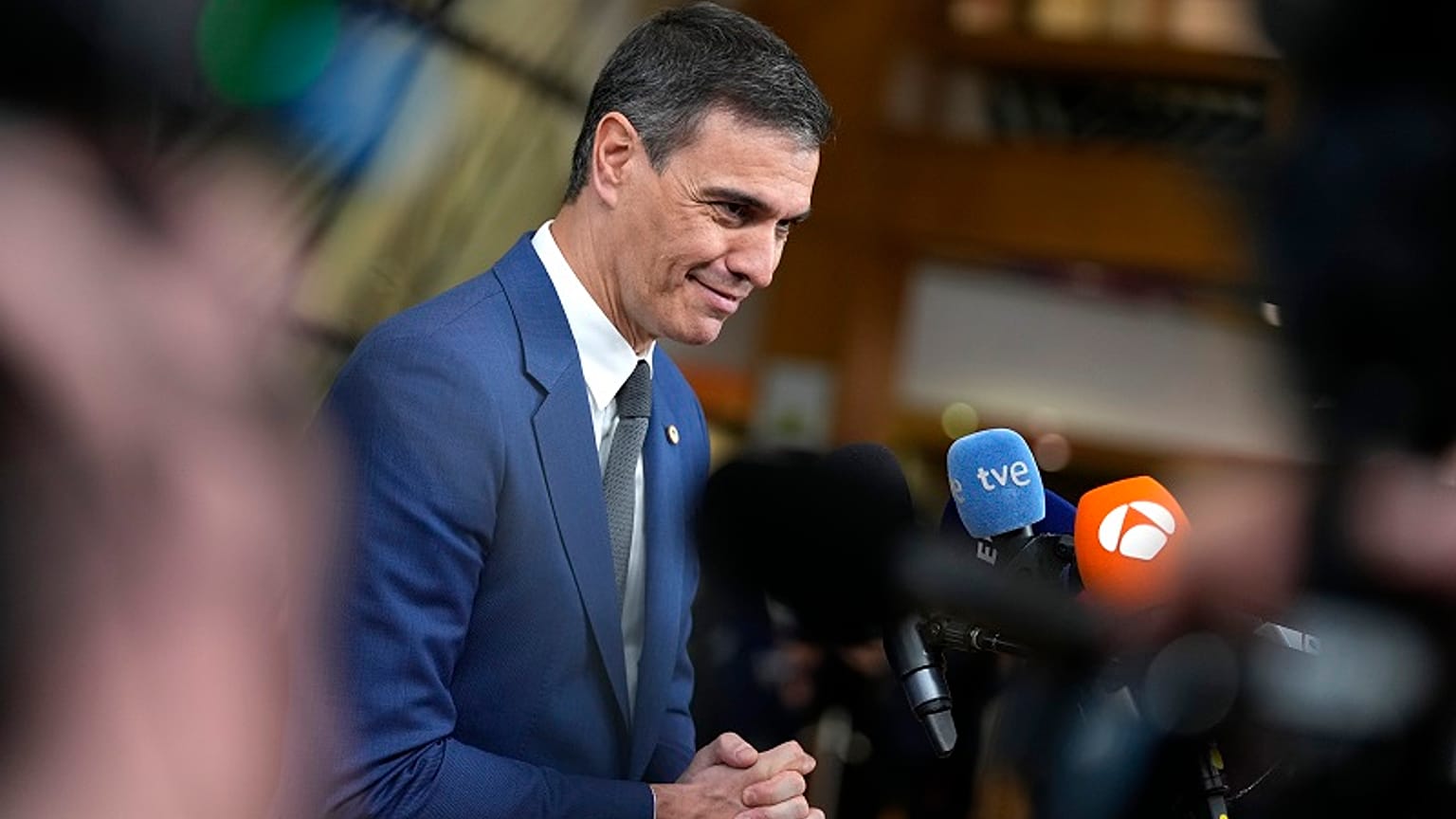Pedro Sánchez kormányfő csütörtökön már felfüggesztette a munkáját