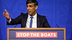 Großbritannien hat einen Gesetzentwurf zur Abschiebung von illegalen Migranten nach Ruanda verabschiedet. Die ersten Unterkünfte warten bereits.