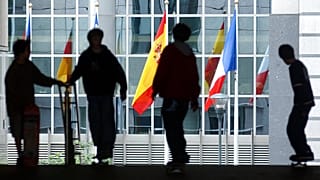 Un grupo de jóvenes en Bruselas durante las últimas elecciones belgas.