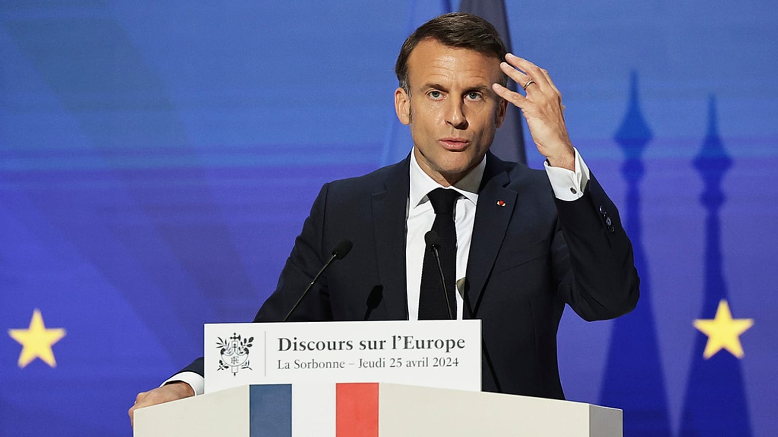 Emmanuel Macron francia elnök az EP-választás kampánynyitóján