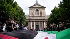 Manifestación estudiantil propalestina en la Sorbona de París 