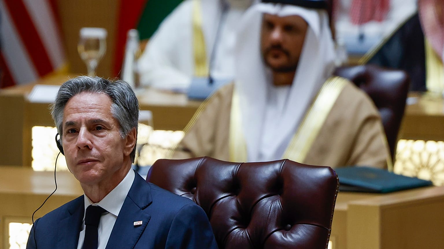 Antony Blinken amerikai külügyminiszter hétfőn a Világgazdasági Fórum interjújában elmondta, hogy a Hamász előtt álló gázai tűzszüneti javaslat „rendkívül nagylelkű”.