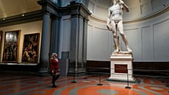 A estátua de David produzida por Michelangelo no século XVI 