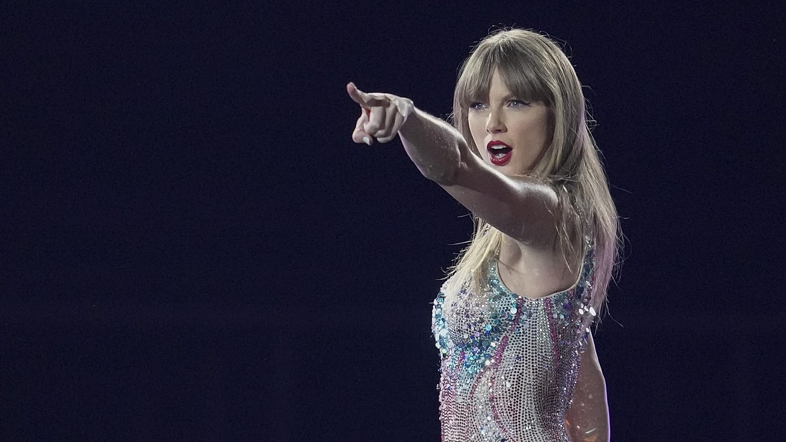 Taylor Swift a színpadon Tokióban
