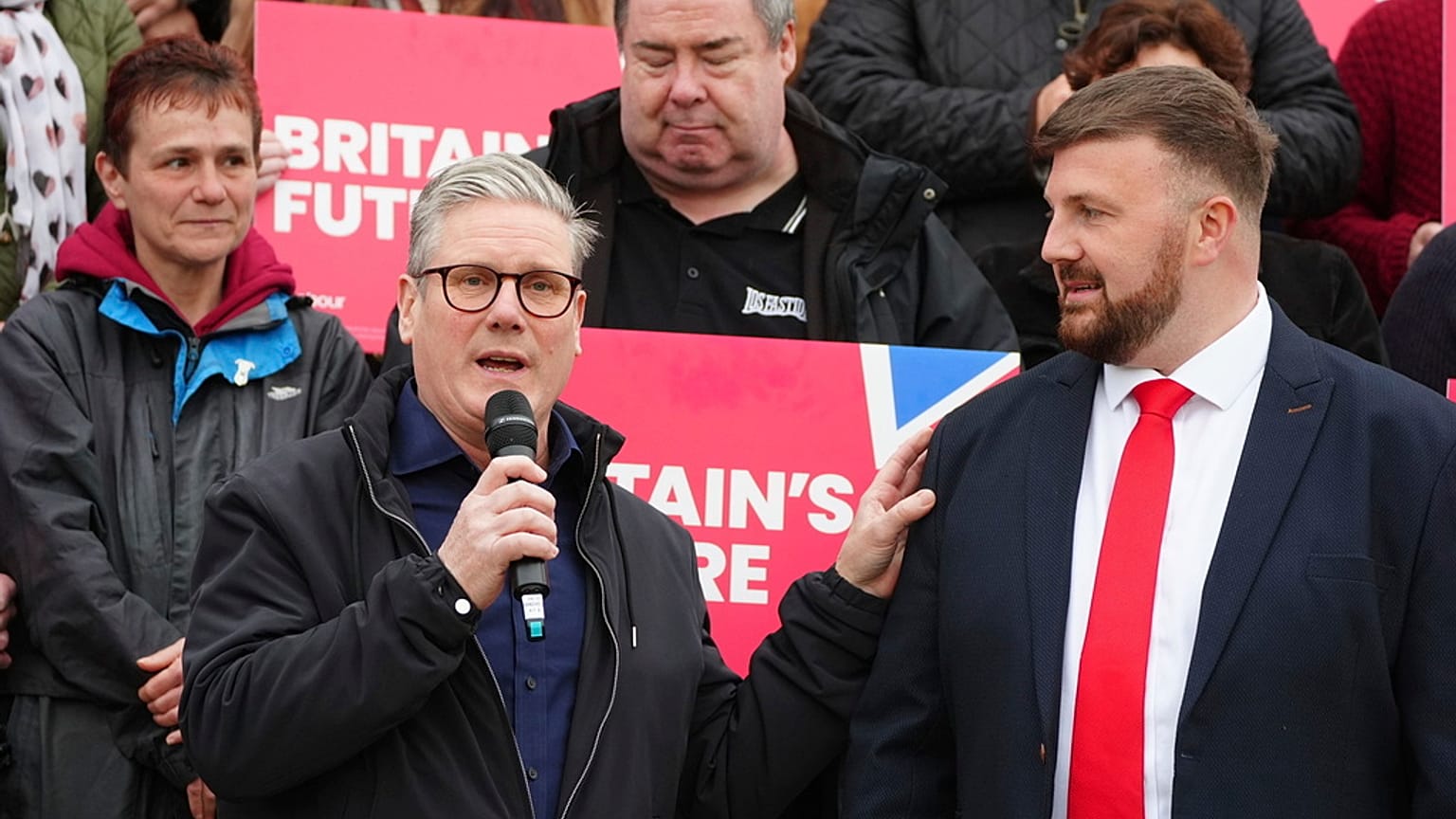 İşçi Partisi lideri Keir Starmer Güney Blackpool milletvekili seçilen Chris Webb'in başarısını kutlarken bir konuşma yaptı