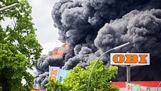 Berlin'de silah üreten fabrikada yangın