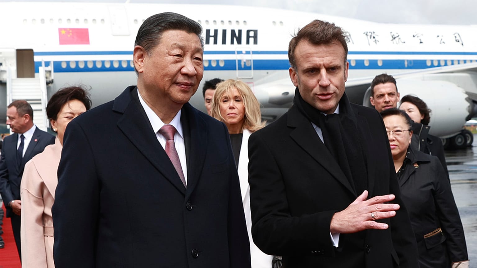 El presidente francés, Emmanuel Macron, y el presidente chino, Xi Jinping.