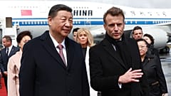 El presidente francés, Emmanuel Macron, y el presidente chino, Xi Jinping.