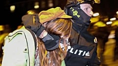 Amsterdam Üniversitesi'ndeki Filistin'e destek gösterisinde yaklaşık 125 kişi gözaltına alındı