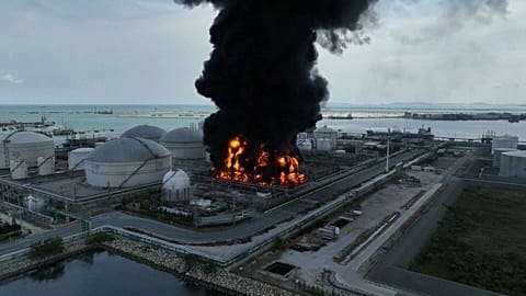 Пожар на территории газохранилища